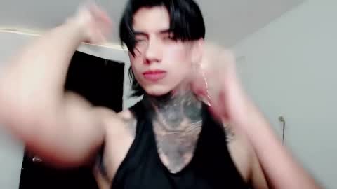 Snapshot of chriss_opp chatting on February 2025 11:30:01 PM CHRIS  INDEPENT MODEL online show from February 2025 11:30:01 PM