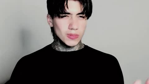 Snapshot of chriss_opp chatting on October 2025 11:49:01 PM CHRIS  INDEPENT MODEL online show from October 2025 11:49:01 PM