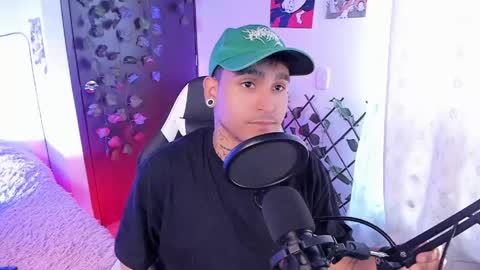 Christian Wang online show from April 2026 08:48:01 PM