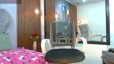 chrisshottx online show from June 2026 07:46:01 PM