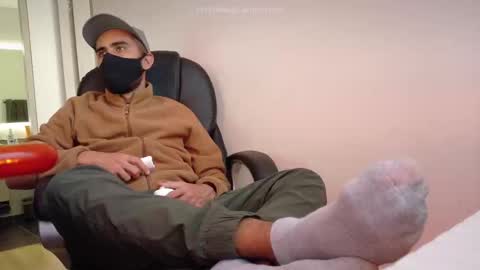 Snapshot of chrissmithin5 chatting on October 2025 09:32:02 PM Cardamomo online show from October 2025 09:32:02 PM