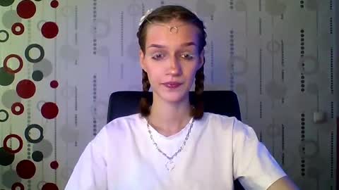 chrissy_joyful online show from May 2026 04:19:01 AM