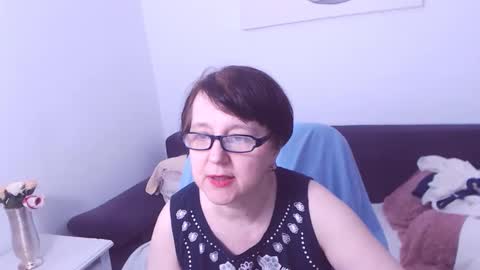 Christa online show from February 2025 03:20:01 AM