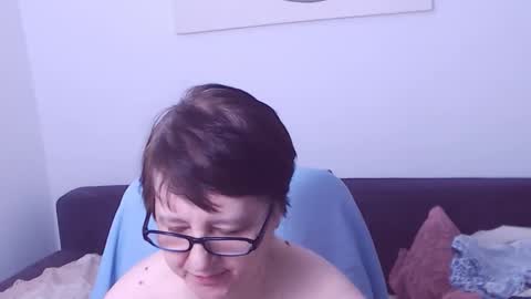 Christa online show from March 2026 02:15:01 AM