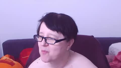 Christa online show from June 2026 01:35:01 PM