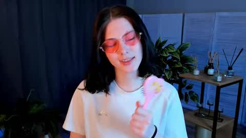 christaschrecongost online show from March 2026 06:37:01 PM