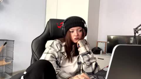 Kristi online show from March 2026 08:05:02 AM