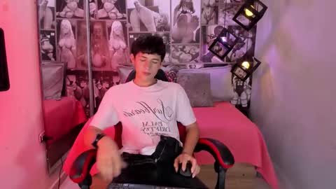 Christian  online show from February 2026 01:34:01 PM