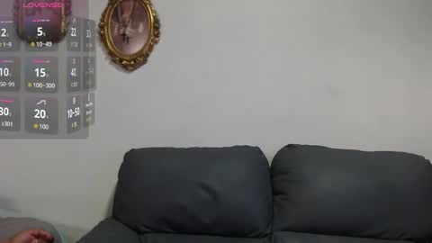 ---Chistian--- online show from October 2025 05:24:02 PM