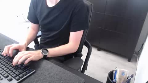 christianblck online show from October 2025 09:11:01 AM