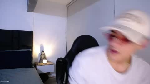 Christian online show from November 2025 04:24:01 AM