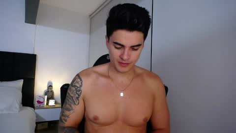 Snapshot of christianvalenzia chatting on May 2026 10:22:02 AM Christian online show from May 2026 10:22:02 AM