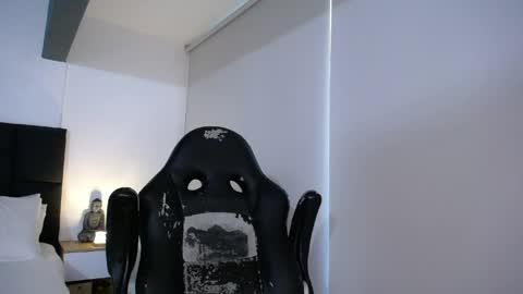 Snapshot of christianvalenzia chatting on May 2026 02:56:01 PM Christian online show from May 2026 02:56:01 PM