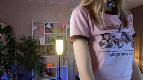 Snapshot of christina_hammond chatting on May 2026 12:21:02 PM Ann online show from May 2026 12:21:02 PM