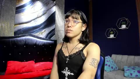 CHRISTINA online show from November 2025 01:56:02 PM