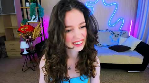 Snapshot of christinaconteeree chatting on September 2025 04:19:02 PM christinaconteeree online show from September 2025 04:19:02 PM