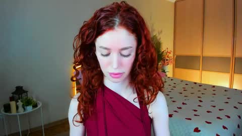 christinaconteeree online show from May 2026 03:15:01 AM