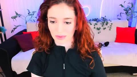 christinaconteeree online show from May 2026 06:09:01 PM