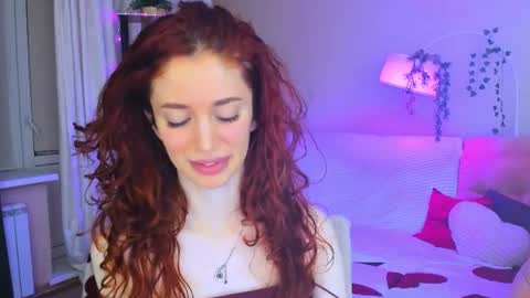 christinaconteeree online show from June 2026 07:29:01 PM