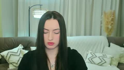 Snapshot of christinaflorence chatting on June 2026 04:37:01 AM Christina Florence online show from June 2026 04:37:01 AM