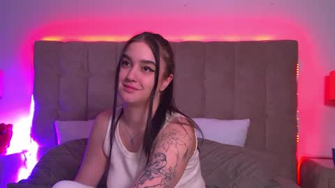 Snapshot of christinamilton chatting on January 2025 05:19:02 AM Christina online show from January 2025 05:19:02 AM