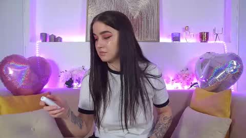 Snapshot of christinamilton chatting on February 2025 12:51:02 AM Christina online show from February 2025 12:51:02 AM