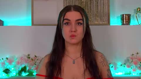 Snapshot of christinamilton chatting on February 2025 04:01:01 AM Christina online show from February 2025 04:01:01 AM