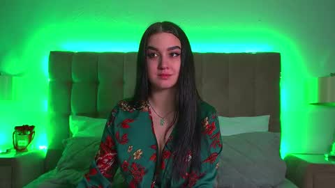 Snapshot of christinamilton chatting on February 2025 09:32:02 PM Christina online show from February 2025 09:32:02 PM