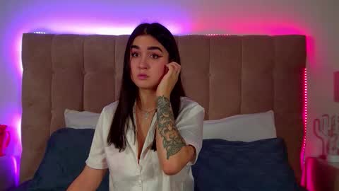 Snapshot of christinamilton chatting on September 2025 06:31:02 PM Christina online show from September 2025 06:31:02 PM