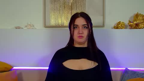 Snapshot of christinamilton chatting on September 2025 06:46:01 PM Christina online show from September 2025 06:46:01 PM