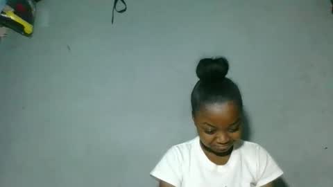 Snapshot of christine985 chatting on October 2025 03:51:01 PM christine985 online show from October 2025 03:51:01 PM