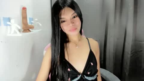 Snapshot of christine_slutt chatting on September 2025 03:52:01 AM STEFFY online show from September 2025 03:52:01 AM