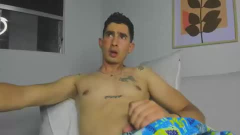 Snapshot of christoper_dick chatting on February 2025 04:39:02 AM Petite Horny and chistoper dick online show from February 2025 04:39:02 AM