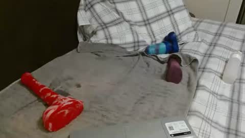 Snapshot of christophe_throbin chatting on February 2026 05:18:02 AM christophe_throbin online show from February 2026 05:18:02 AM