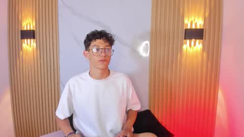 Chrisopher Hunter online show from March 2026 09:17:01 PM