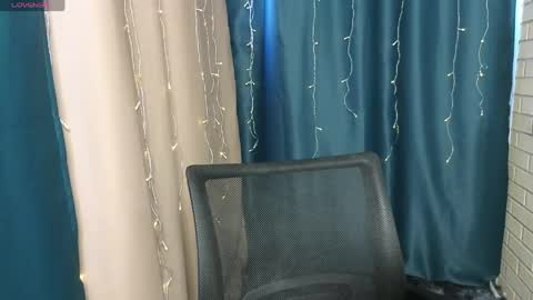 Snapshot of christy_memeow chatting on May 2026 01:27:01 PM christy memeow online show from May 2026 01:27:01 PM