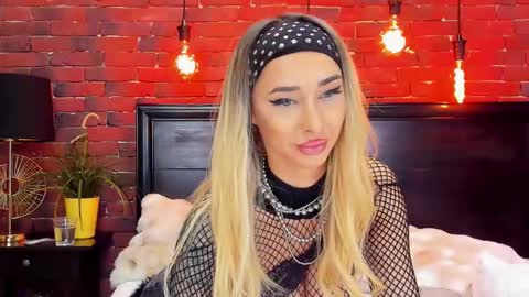 christyna_ross online show from March 2026 08:23:02 PM