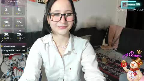 christyw3b online show from January 2026 06:44:02 PM