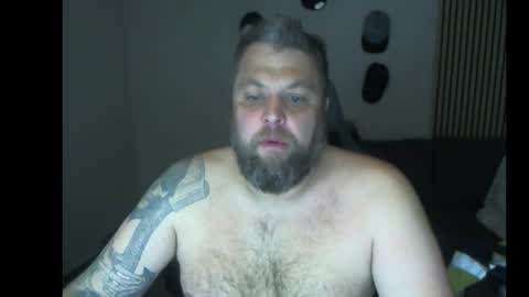 Chrizz online show from December 2025 06:44:02 AM