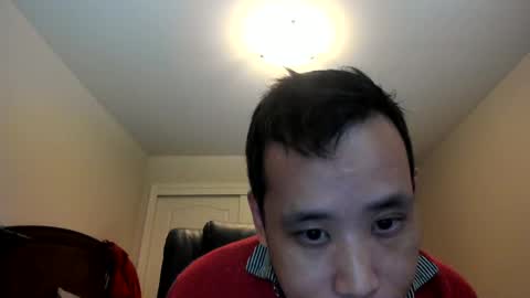 chsiao online show from December 2024 07:40:01 PM