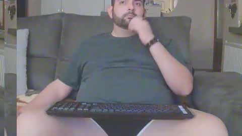 Snapshot of chubbbybo chatting on November 2025 06:28:02 PM Chubby Boy97 online show from November 2025 06:28:02 PM