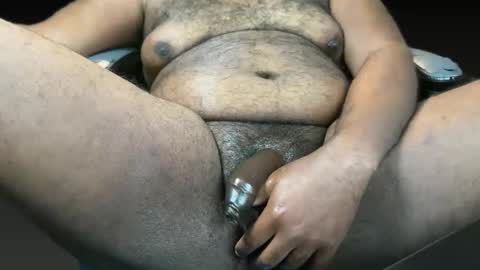 Snapshot of chubblkuncut7 chatting on December 2024 04:08:02 PM uncut chubby ebony blackdick online show from December 2024 04:08:02 PM