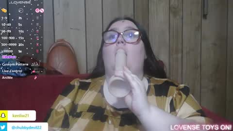 Snapshot of chubbydevil22 chatting on March 2026 12:49:02 AM kenli online show from March 2026 12:49:02 AM