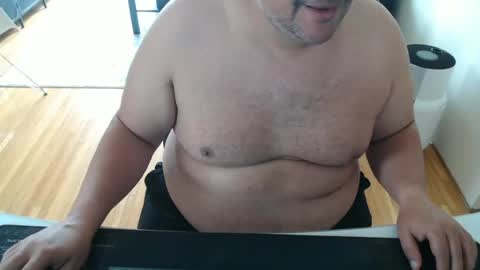 Snapshot of chubbyvix chatting on June 2026 04:30:02 PM AstorYvr online show from June 2026 04:30:02 PM