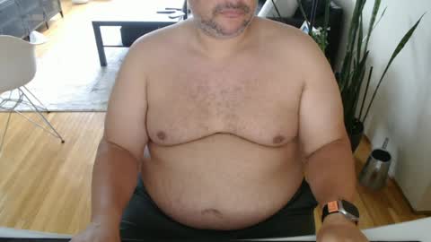 Snapshot of chubbyvix chatting on July 2026 03:33:02 AM AstorYvr online show from July 2026 03:33:02 AM