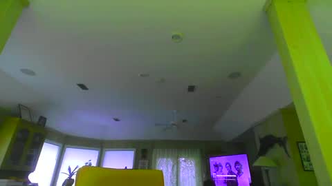 chuck354139 online show from December 2024 12:49:01 PM