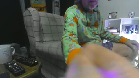 chuck354139 online show from February 2025 09:00:02 AM