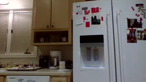 chuck354139 online show from September 2025 06:04:01 AM