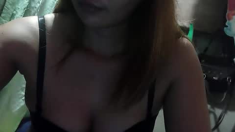 Snapshot of chuzy032094 chatting on February 2026 12:05:02 PM chuzy032094 online show from February 2026 12:05:02 PM