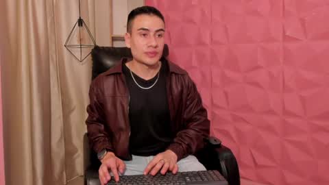 Snapshot of cian_frost chatting on July 2026 12:26:01 PM CIAN online show from July 2026 12:26:01 PM